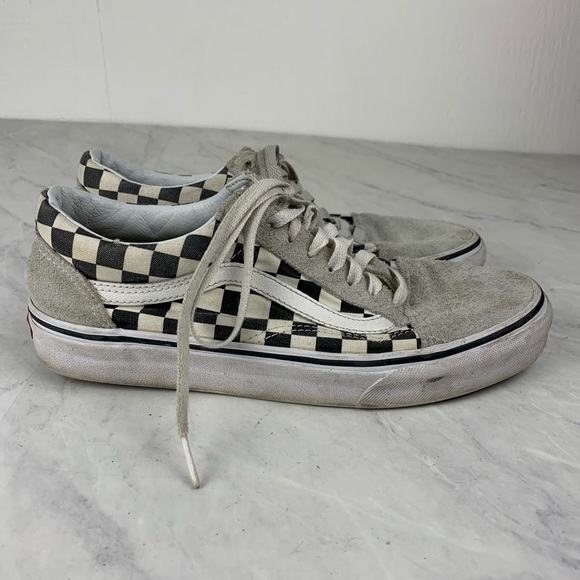 vans white checkerboard old skool